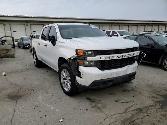 2022 Chevrolet Silverado - Image 11