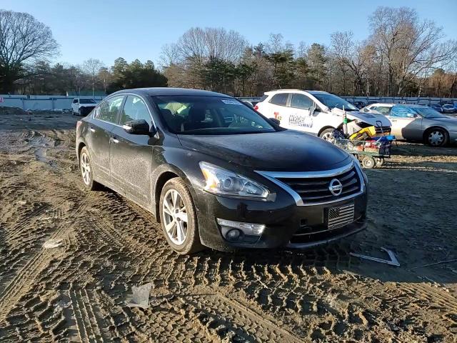 2015 Nissan Altima - Image 11