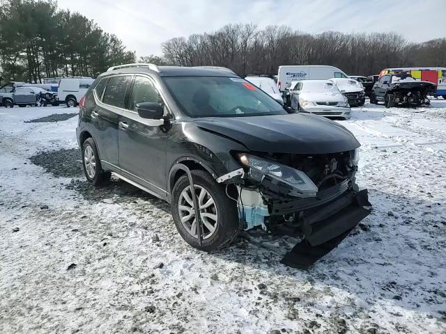 2018 Nissan Rogue - Image 12