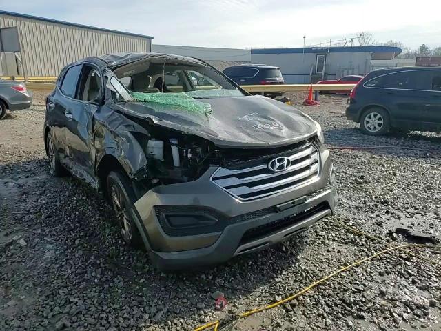 2014 Hyundai Santa Fe - Image 14
