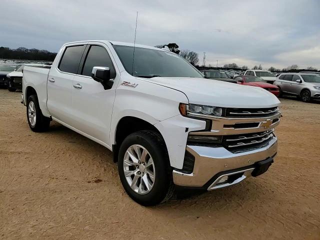 2019 Chevrolet Silverado - Image 11