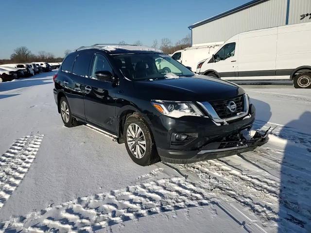 2019 Nissan Pathfinder - Image 12
