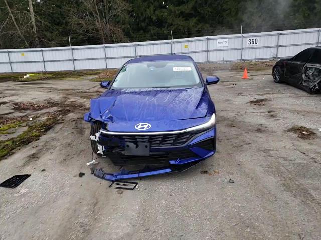 2024 Hyundai Elantra - Image 10