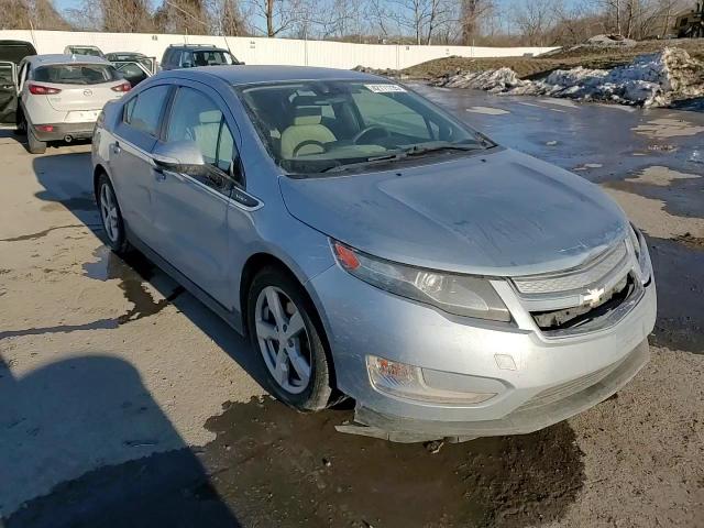 2013 Chevrolet Volt - Image 10