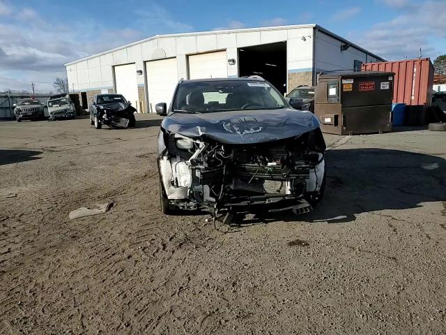 2018 Nissan Rogue - Image 14