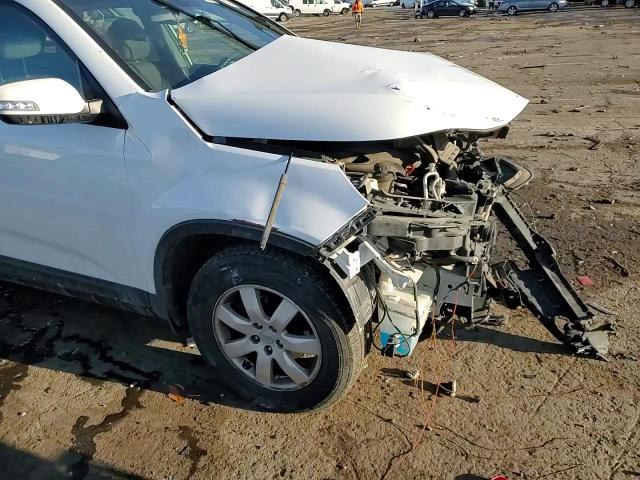 2013 Kia Sorento - Image 12