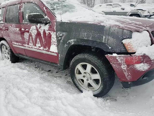2010 Jeep Grand Cherokee - Image 12