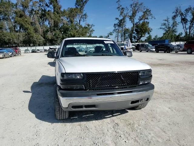 2001 Chevrolet Silverado - Image 11