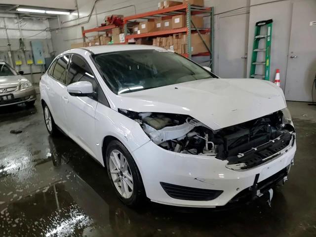 2015 Ford Focus - Image 13