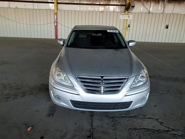 2011 Hyundai Genesis - Image 11