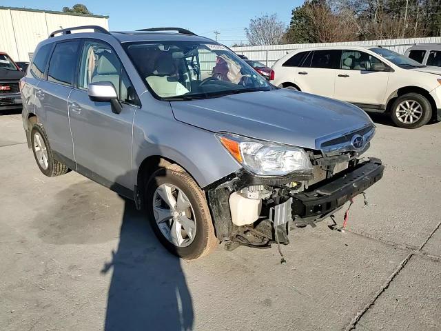 2016 Subaru Forester - Image 11