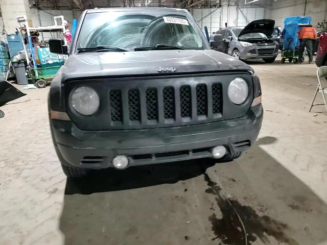 2015 Jeep Liberty (Patriot) - Image 11