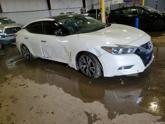 2017 Nissan Maxima - Image 13