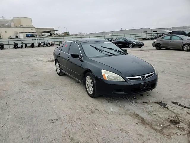 2007 Honda Accord - Image 11