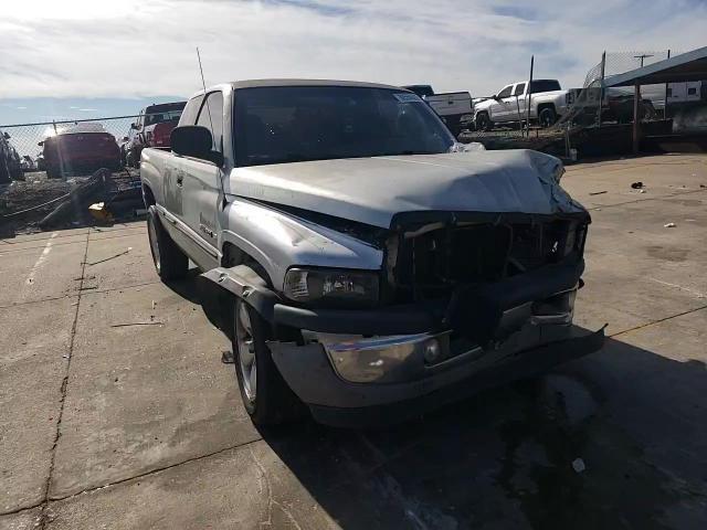 1999 Dodge Ram 1500 VIN: 3B7HC12Y0XG138274 Lot: 51933405