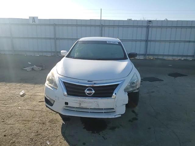 2015 Nissan Altima - Image 11