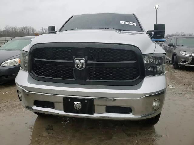 2015 RAM 1500 - Image 13