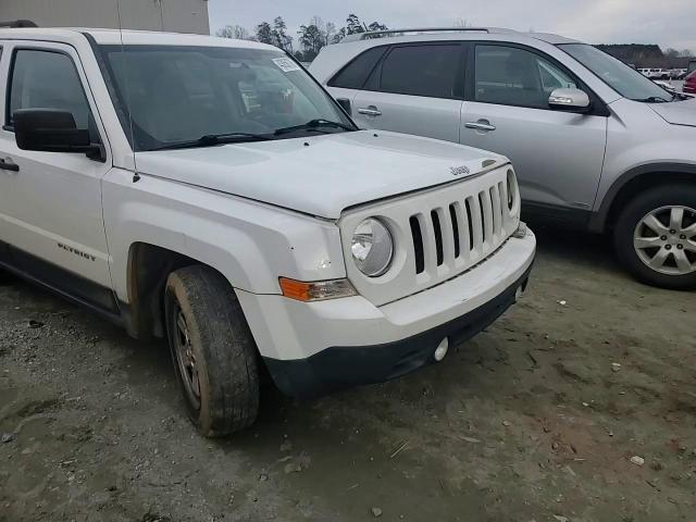 2015 Jeep Liberty (Patriot) - Image 10