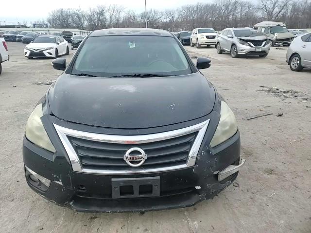 2013 Nissan Altima - Image 11