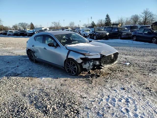 2019 Mazda 3 - Image 11