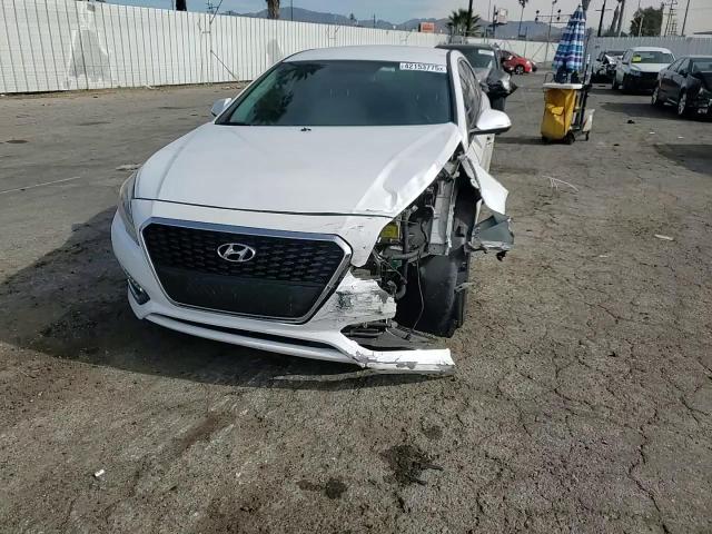 2016 Hyundai Sonata - Image 11