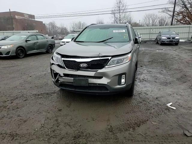 2014 Kia Sorento - Image 10