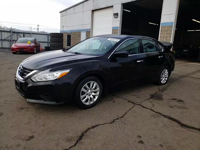 2017 Nissan Altima - Image 14