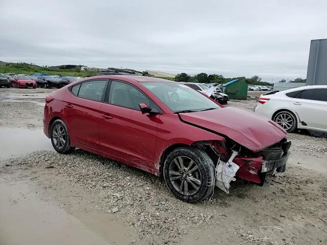 2018 Hyundai Elantra - Image 11