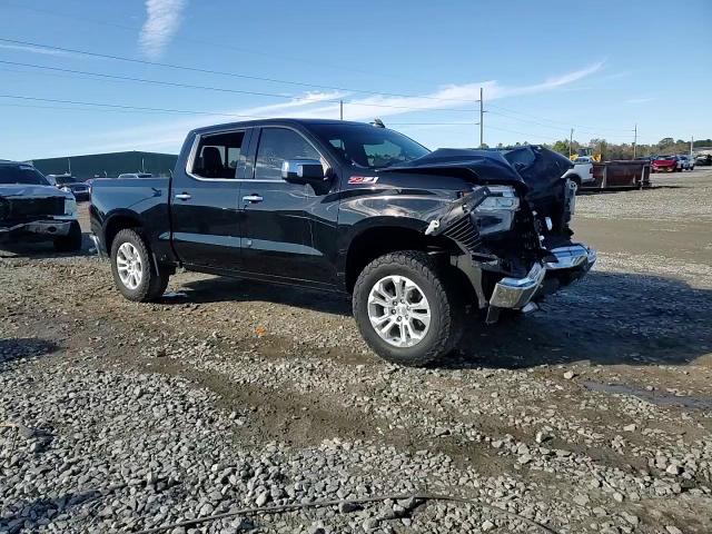 2022 Chevrolet Silverado - Image 13