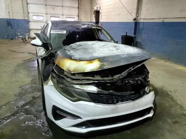 2019 Kia Optima - Image 13