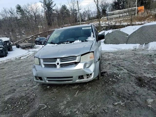 2009 Dodge Caravan - Image 12