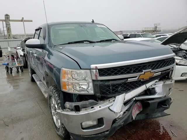 2013 Chevrolet Silverado - Image 10