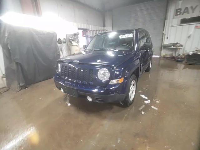 2016 Jeep Liberty (Patriot) - Image 13