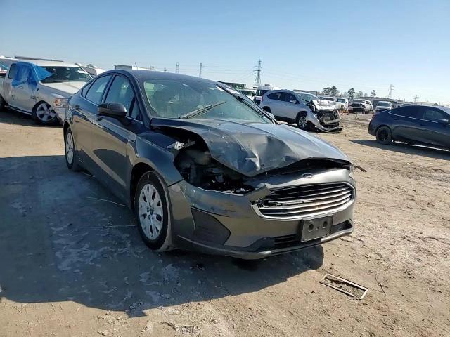 2019 Ford Fusion - Image 10