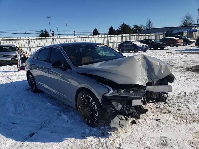 2023 Kia K5 - Image 11