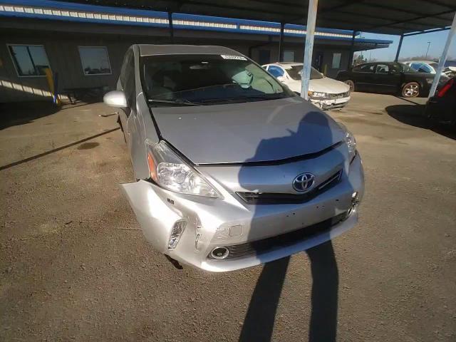 2012 Toyota Prius - Image 10