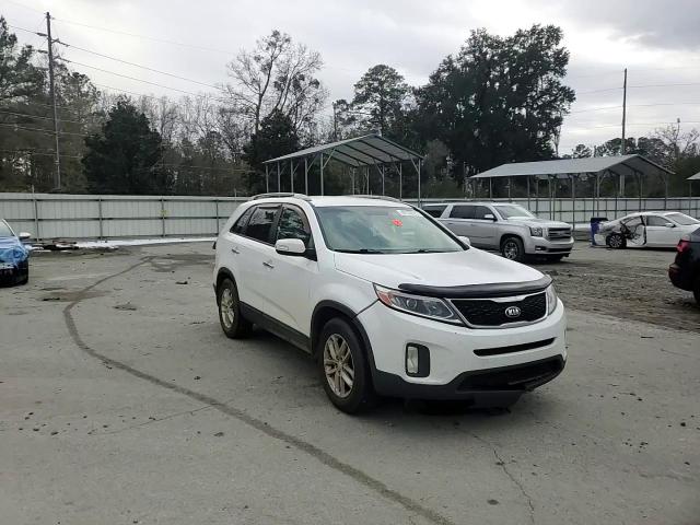 2015 Kia Sorento - Image 11