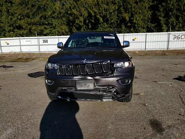 2020 Jeep Grand Cherokee - Image 12