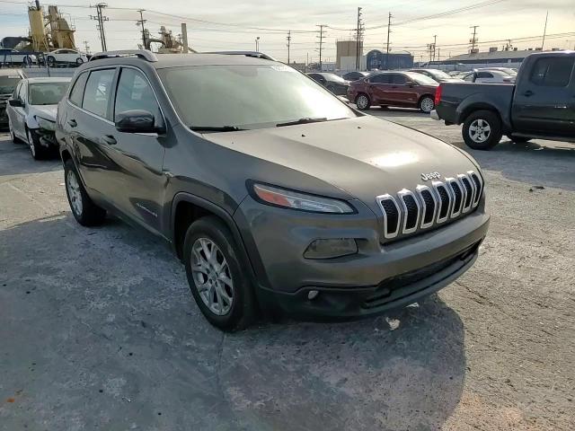 2014 Jeep Grand Cherokee - Image 11