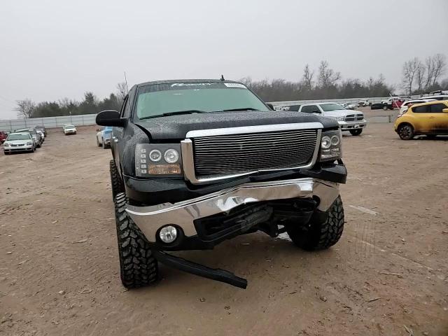 2007 GMC Sierra - Image 10