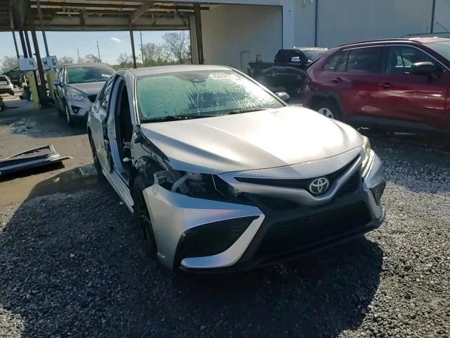 2021 Toyota Camry - Image 14