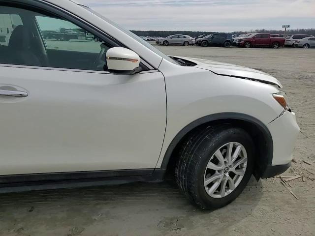 2017 Nissan Rogue - Image 11