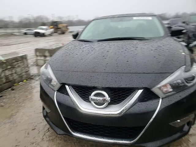 2017 Nissan Maxima - Image 13