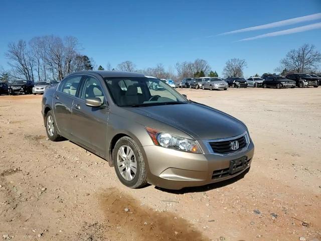 2009 Honda Accord - Image 11