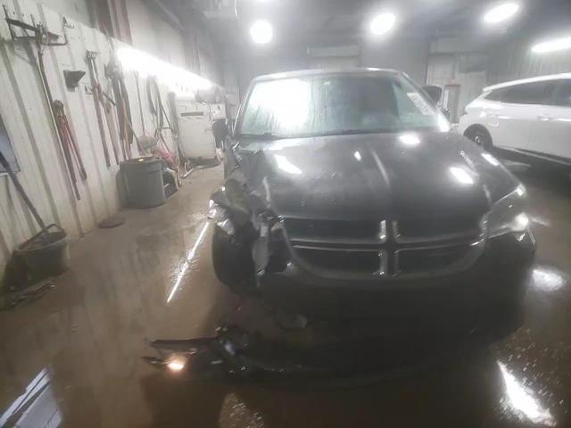 2015 Dodge Caravan - Image 15