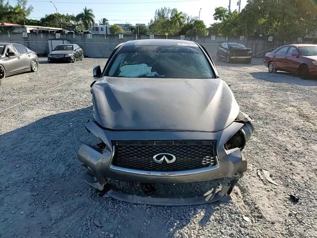 2015 Infiniti Q50 - Image 10