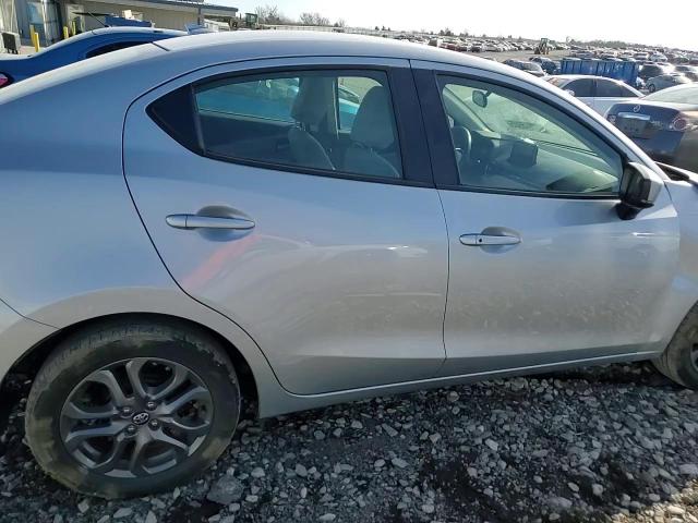 2019 Toyota Yaris - Image 11