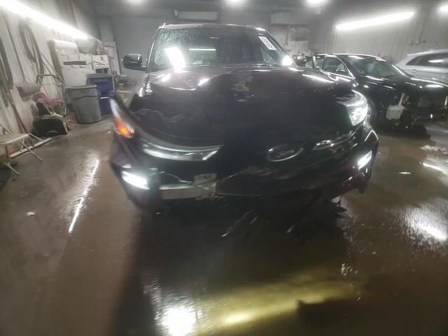 2022 Ford Explorer - Image 13