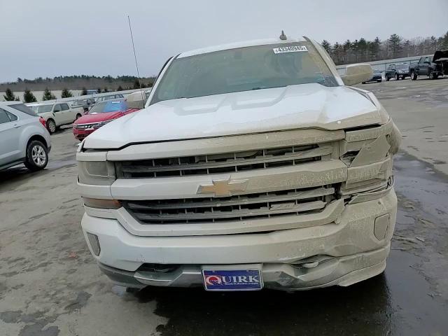 2017 Chevrolet Silverado - Image 10