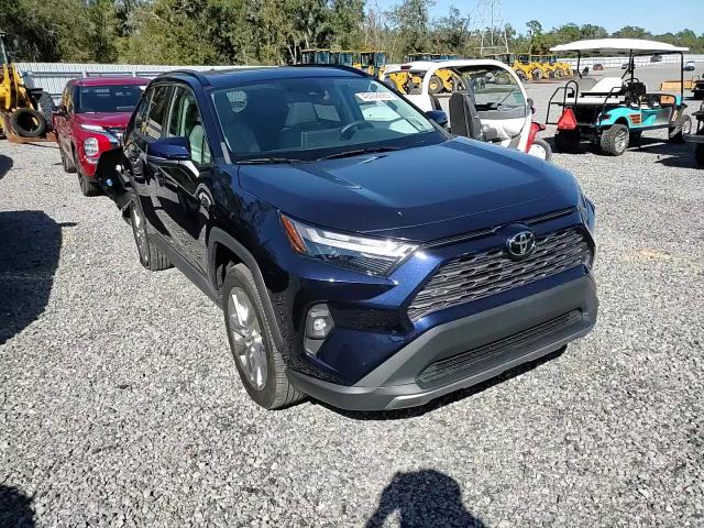 2022 Toyota RAV 4 - Image 11